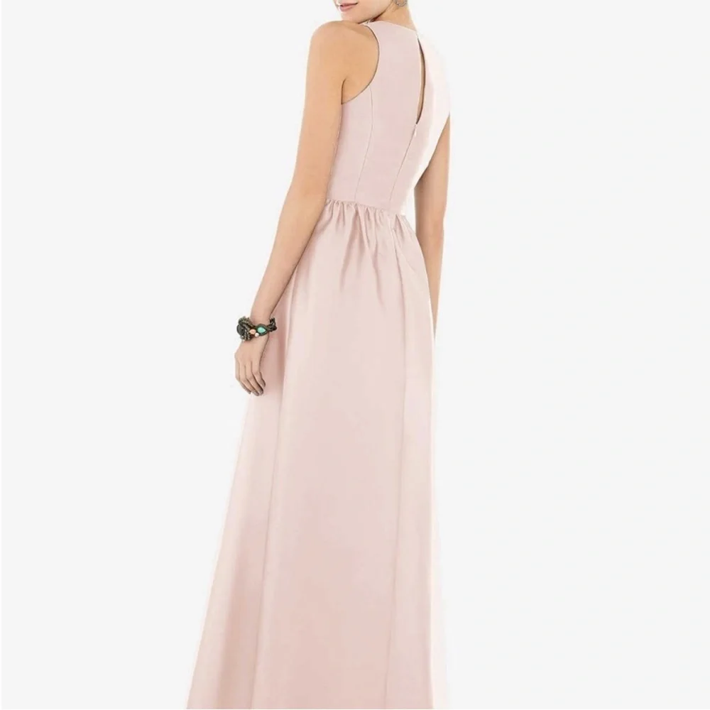 Alfred Sung Gown - Picture 2 of 9